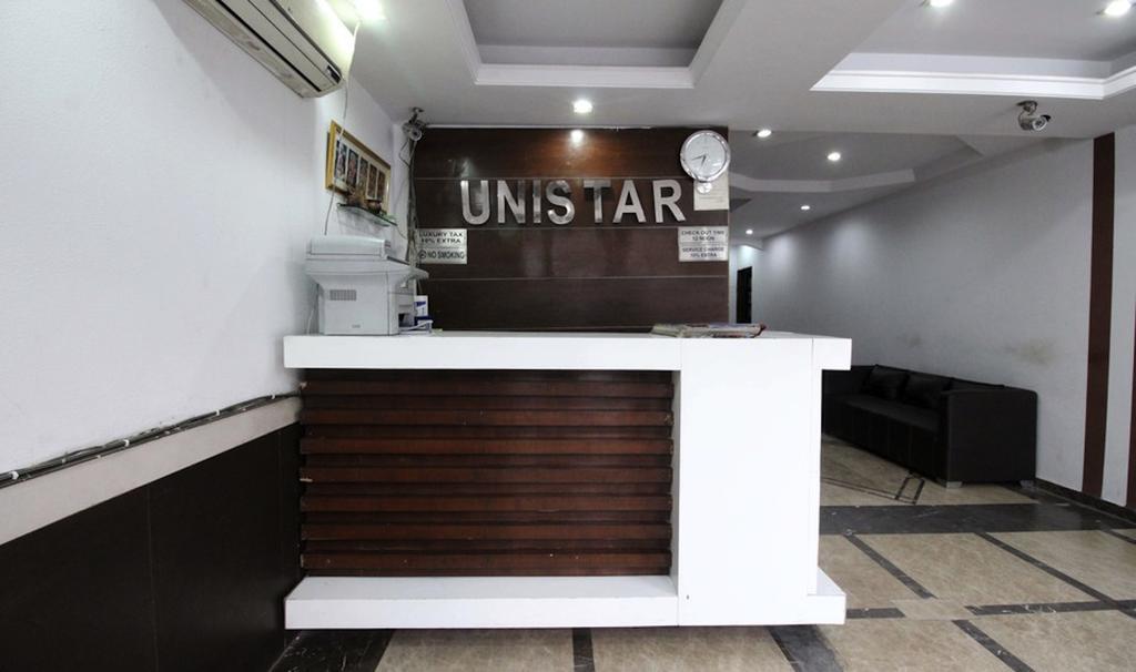 Hotel Unistar New Delhi Extérieur photo