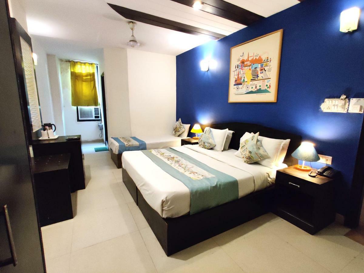 Hotel Unistar New Delhi Extérieur photo