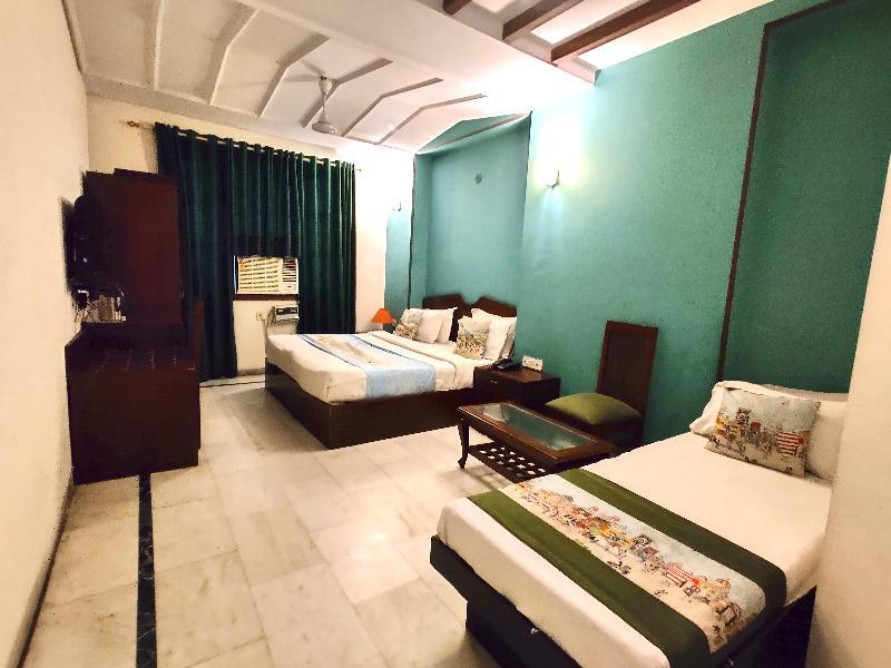 Hotel Unistar New Delhi Extérieur photo